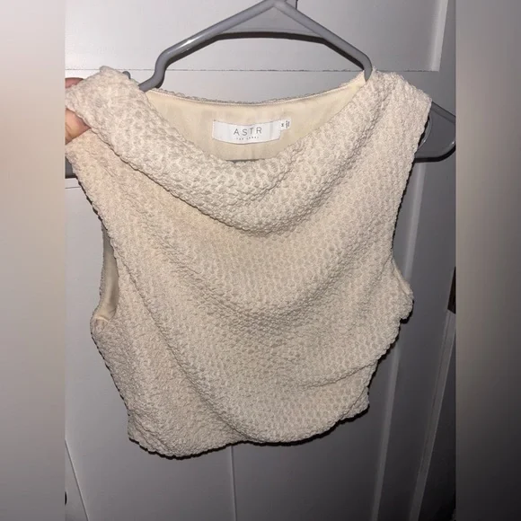 ASTR The Label Keely Top - Picture 4 of 4